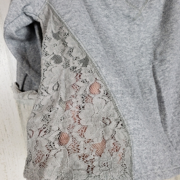 American rag gray cropped sweater size medium - Picture 3 of 6